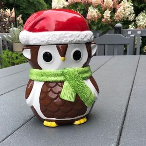 Festive Owl Cookie Jar with Santa Hat Yankee Candle new with tags